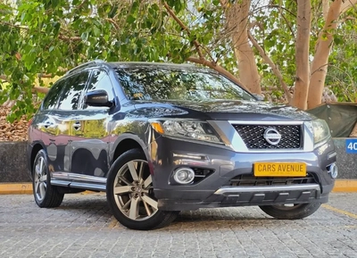 Nissan Pathfinder SL | Full Option | GCC | Excellent condition-1