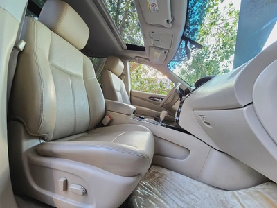 Nissan Pathfinder SL | Full Option | GCC | Excellent condition-4