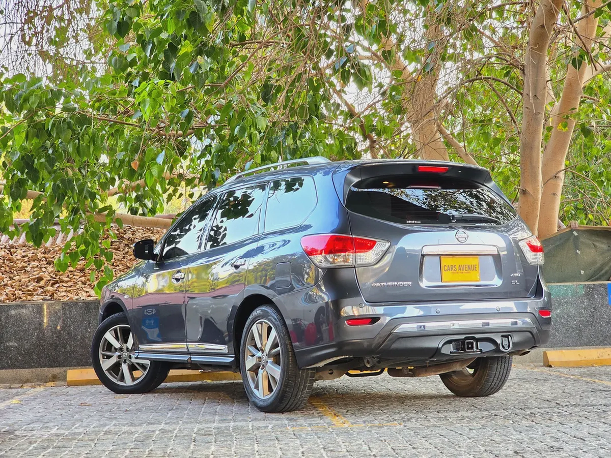 Nissan Pathfinder SL | Full Option | GCC | Excellent condition-13-13