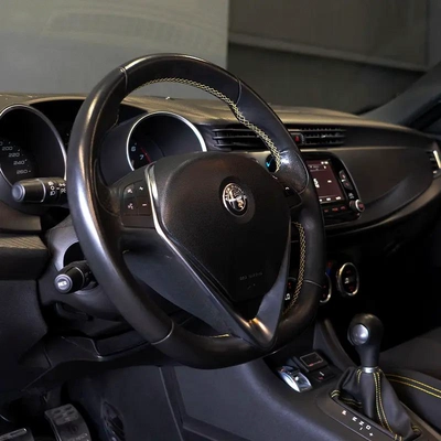 AED 669 P.M • 0% Downpayment • Alfa Romeo Giulietta Veloce • 1 Year Warranty-3
