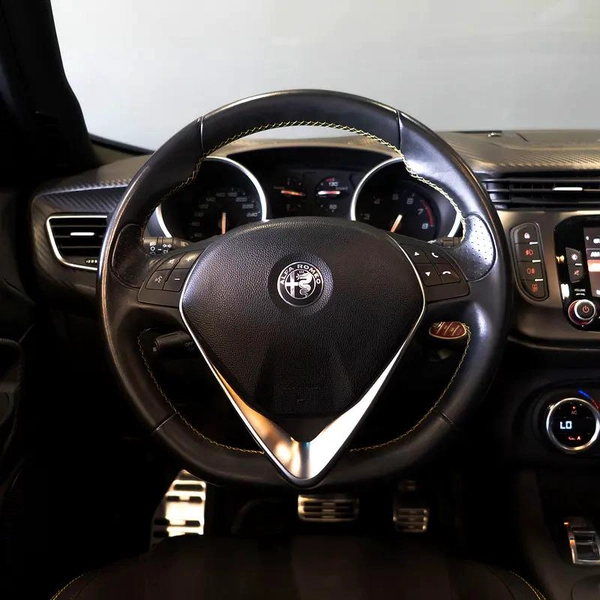 AED 669 P.M • 0% Downpayment • Alfa Romeo Giulietta Veloce • 1 Year Warranty