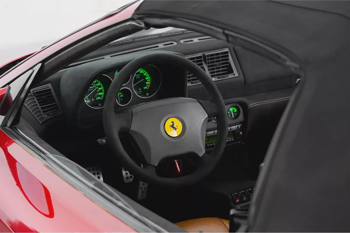 CASH : 635,000 AED | 1998 Ferrari F355 Spider / Gated Manual / USA SPEC-11-11