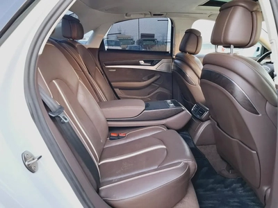 Audi A8-12