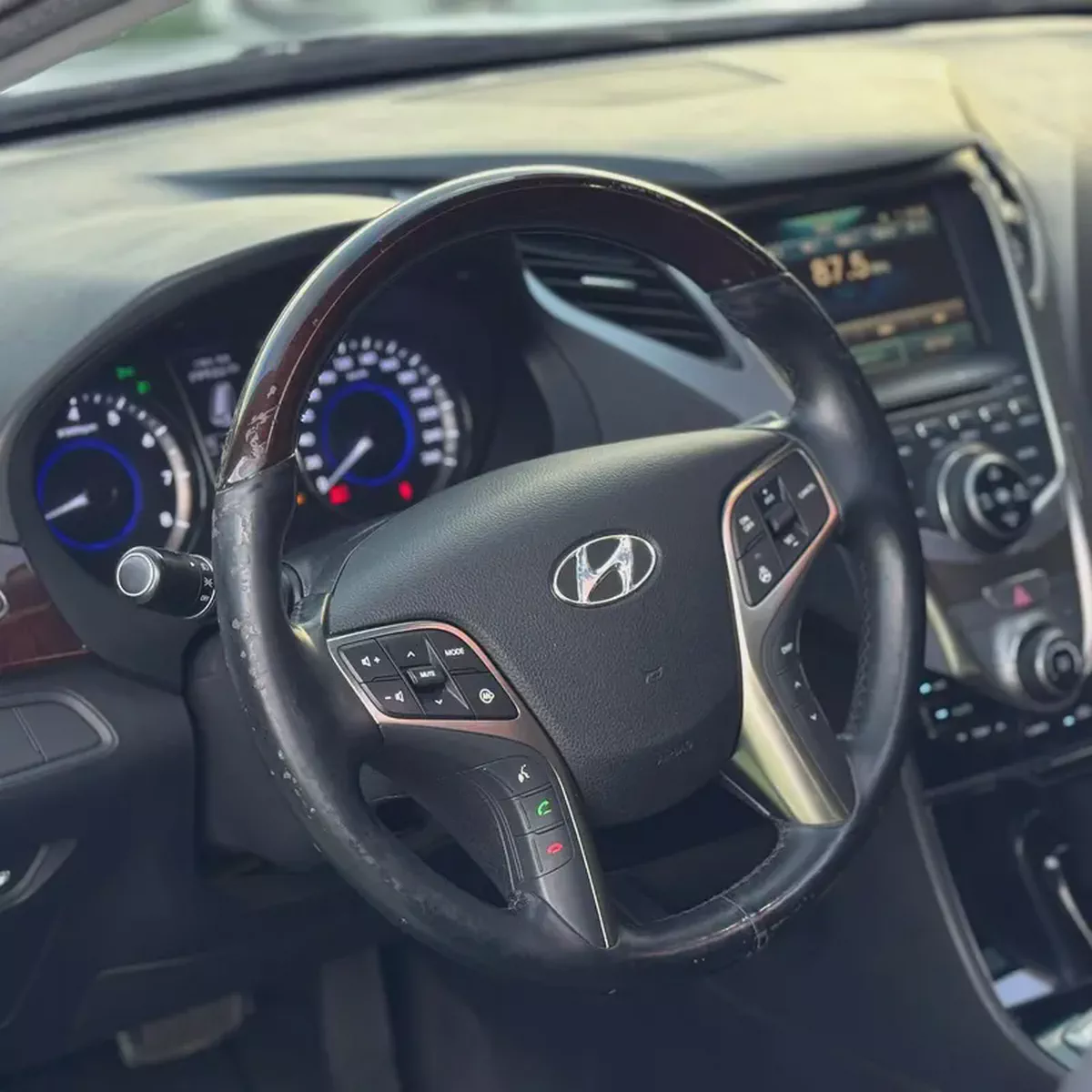 2012 Hyundai Azera GLS - Korean Specs - Pristine Condition-10-10