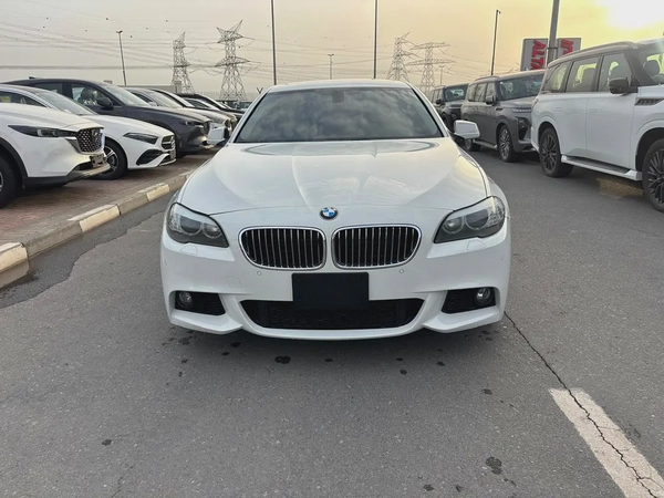 BMW 5-Series 550i 2011 - Japanese Specs