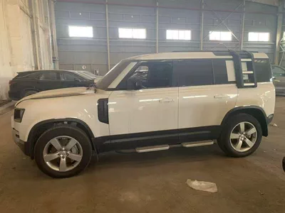 Land Rover Defender Land Rover Defender  P110- D300 – Premium Diesel 4x4 / 3.0L Inline-6 Twin Turbo Diesel / MY2024-0