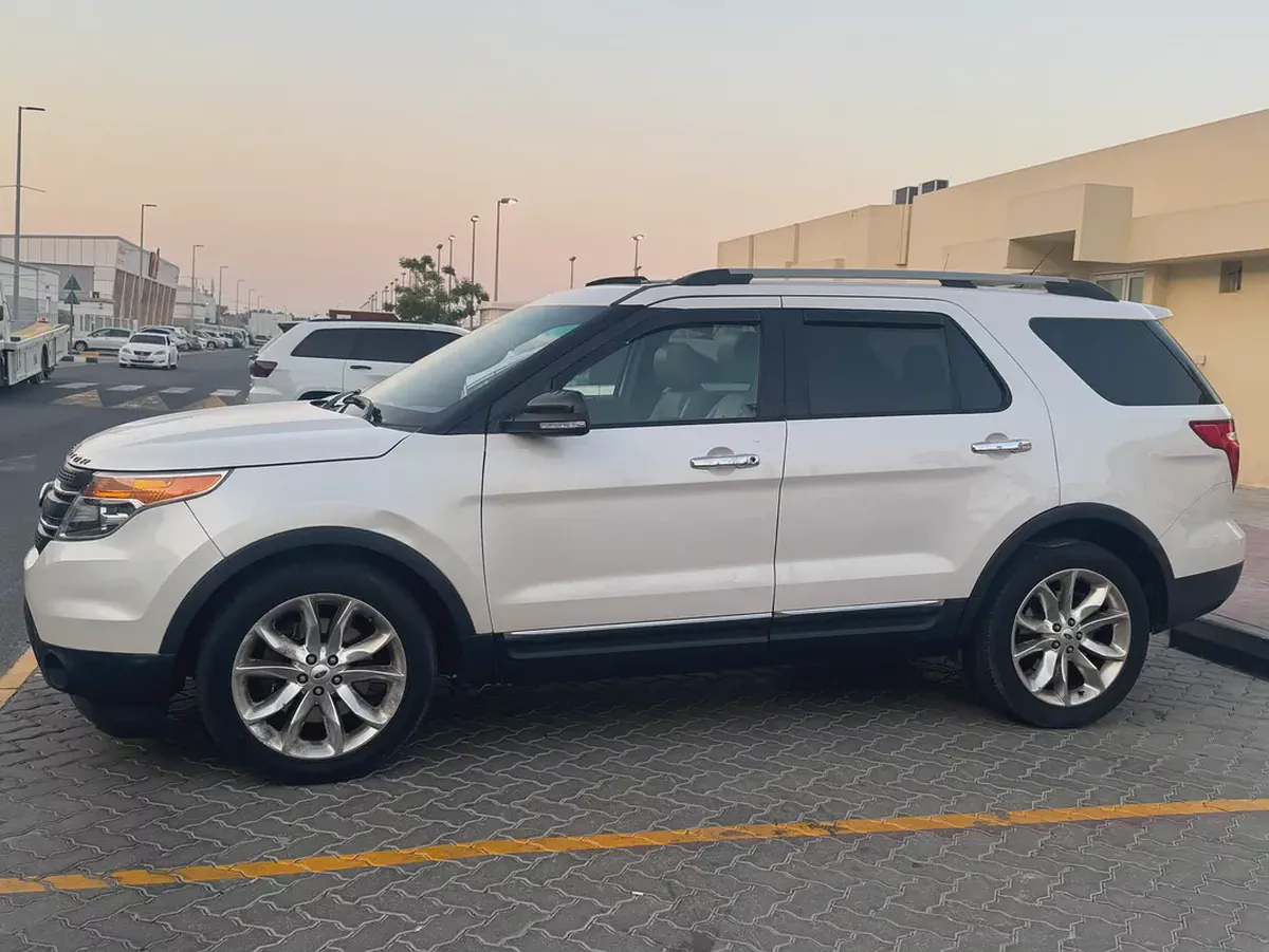 Ford Explorer Limited 2015 - Pristine Condition - American Specs-3-3