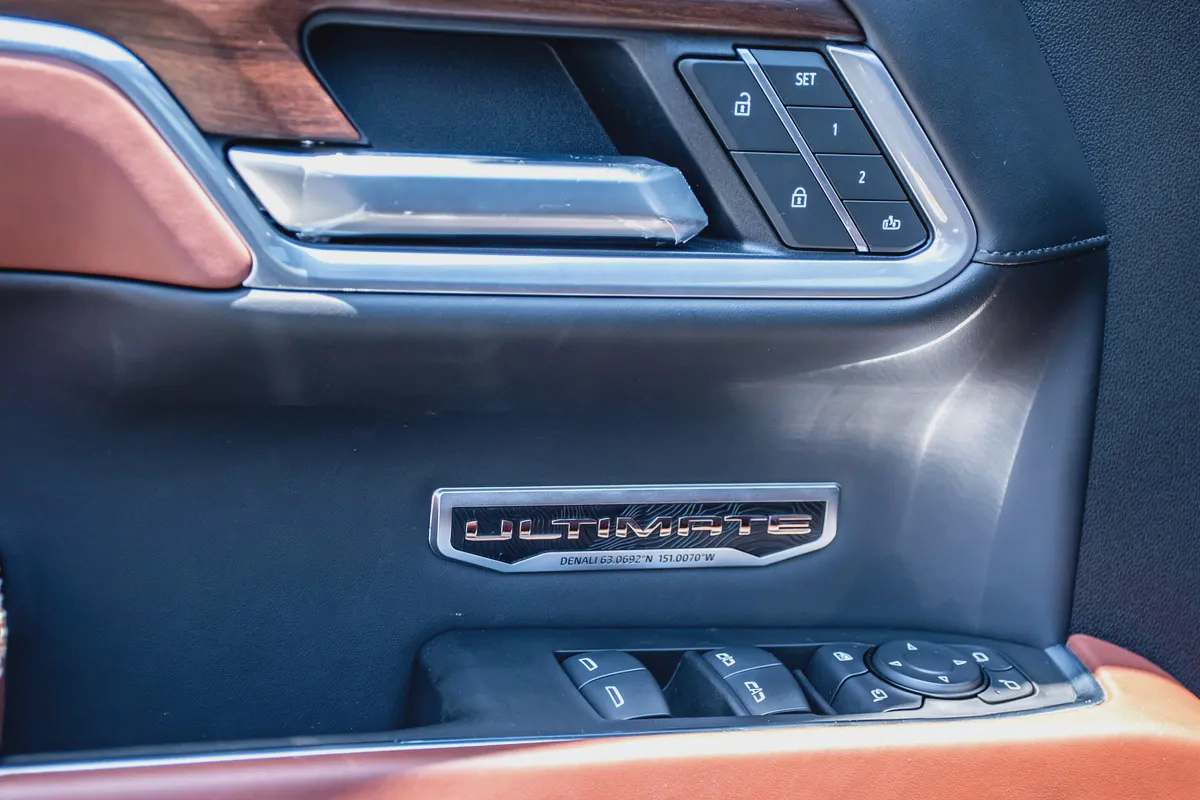 2026 GMC Sierra Denali Ultimate-11-11