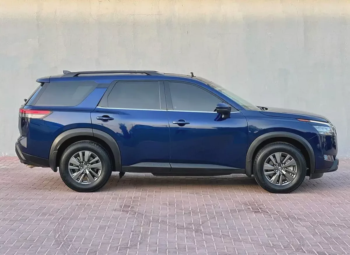 Nissan Pathfinder SV 2022, American Specs - GCC Stock-2-2