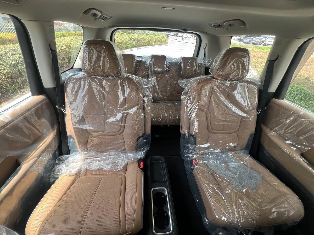 Infiniti QX80 SENSORY BENCH CHAIRS-13-0