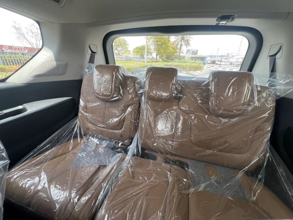 Infiniti QX80 SENSORY BENCH CHAIRS-15-0