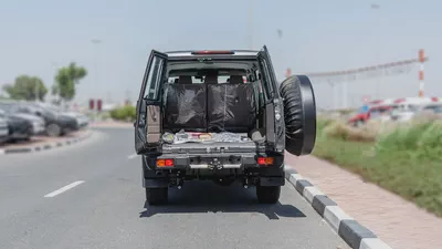 2026 Toyota Land Cruiser LC76 4.0L AT Petrol With Radar-Saudi Specs-5