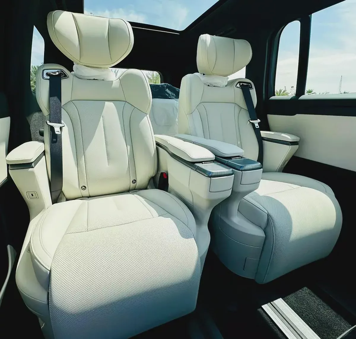 Rox 01 2026 VIP 6 Seater-13-13