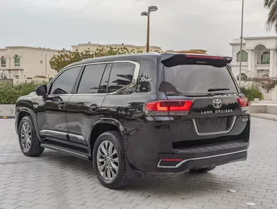 Toyota Land Cruiser GXR TOP 2015 Facelifted 2025 With Interior and Exterior - GCC Specs --15