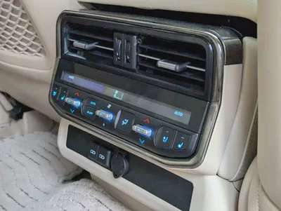 Toyota Land Cruiser GXR TOP 2015 Facelifted 2025 With Interior and Exterior - GCC Specs --8