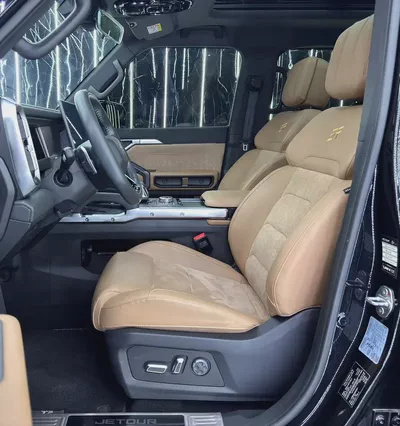 Defender Package  | Low Mileage | Jetour Warranty  11/2031 | Full Service History-11