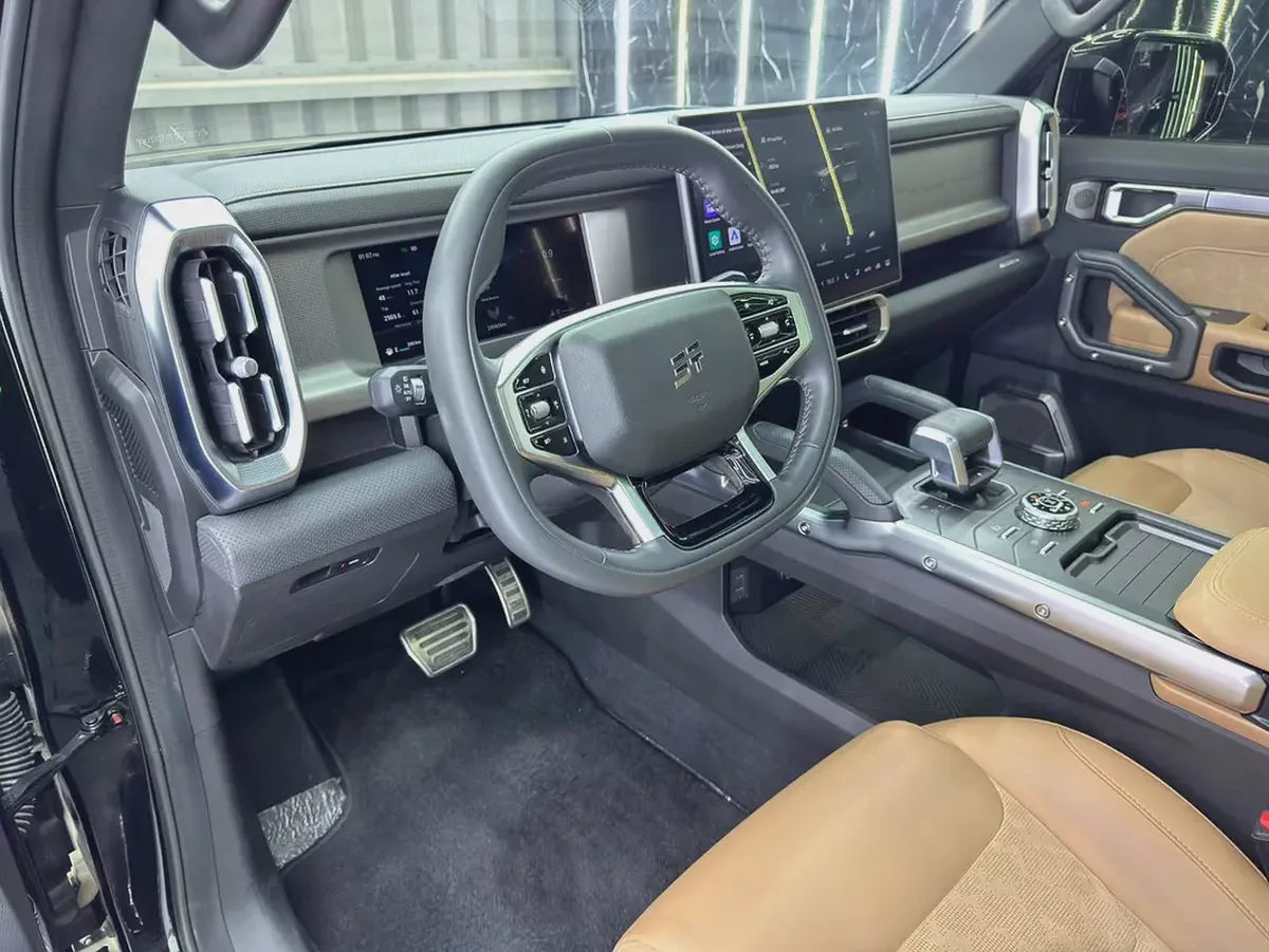 Defender Package  | Low Mileage | Jetour Warranty  11/2031 | Full Service History-9-9