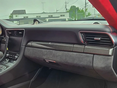 Porsche 911 GT2 RS 2019 - Japanese Specs - Pristine Condition-17
