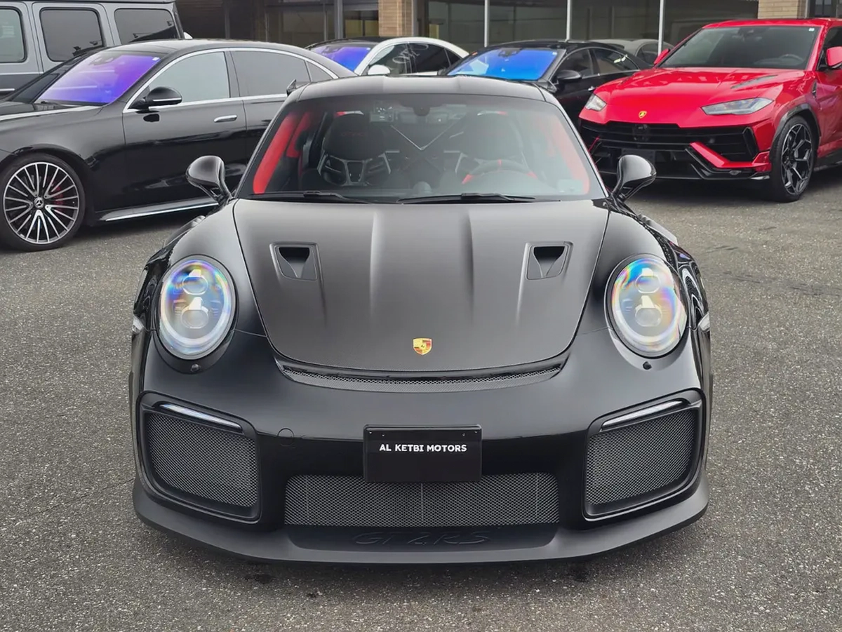 Porsche 911 GT2 RS 2019 - Japanese Specs - Pristine Condition
