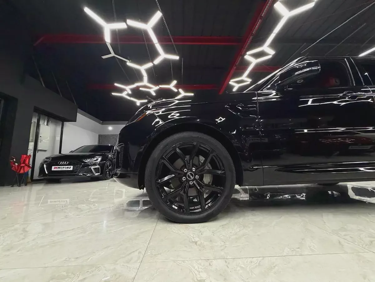 Black Edition Range Rover Sports HSE Dynamic-6-6