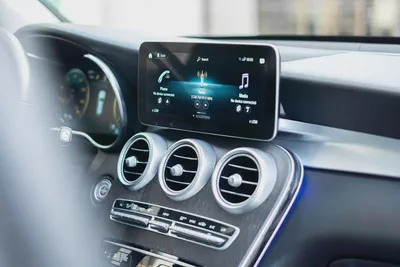 MERCEDES-GLC300 2021-9