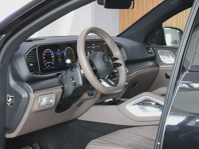 Brand New Mercedes-Benz GLE 53 AMG Coupe 2025 - Luxury Performance-10