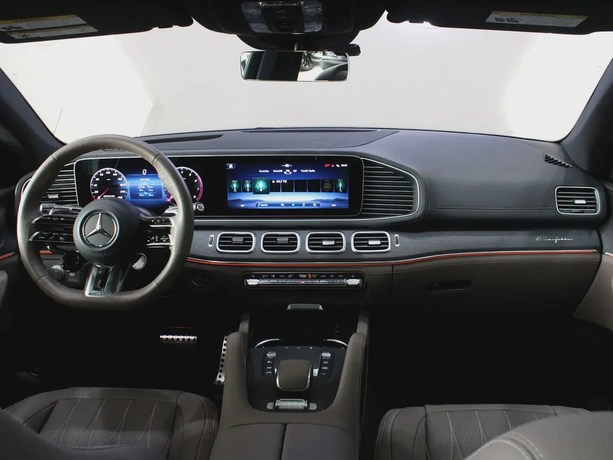 Brand New Mercedes-Benz GLE 53 AMG Coupe 2025 - Luxury Performance-12-12