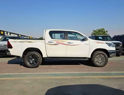 Toyota Hilux SR5 WIDE BODY DOUBLE CABIN || FULL OPTION  | PUSH START| WITHOUT DIFF-LOCK | PETROL M/T 2.7L V4 4WD-1