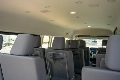 TOYOTA HIACE 2.8L 2025-15