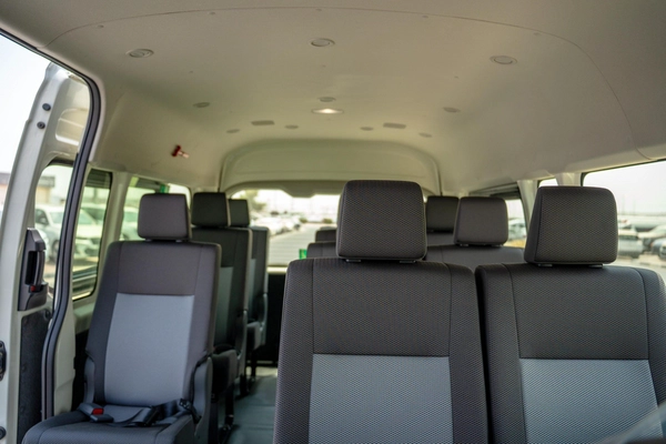 TOYOTA HIACE 2.8L 2025
