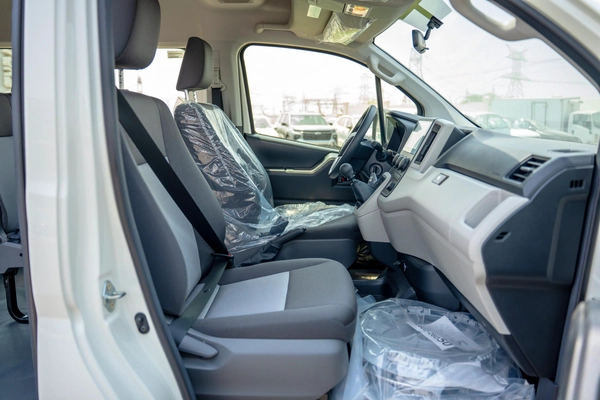 TOYOTA HIACE 2.8L 2025