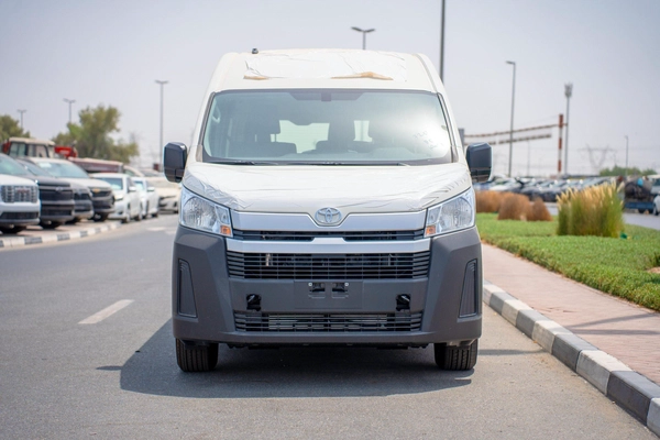 TOYOTA HIACE 2.8L 2025