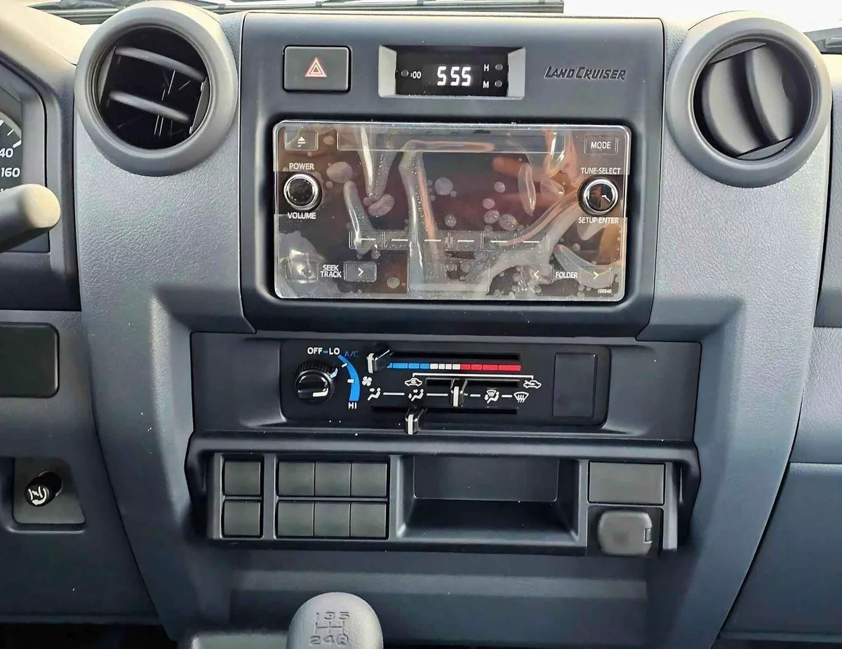 Toyota Land Cruiser 70 LC76 DX 4.2L DIESEL | M/T | POWER WINDOWS WITH LEATHER | 4WD (CODE # 68037)-8-0