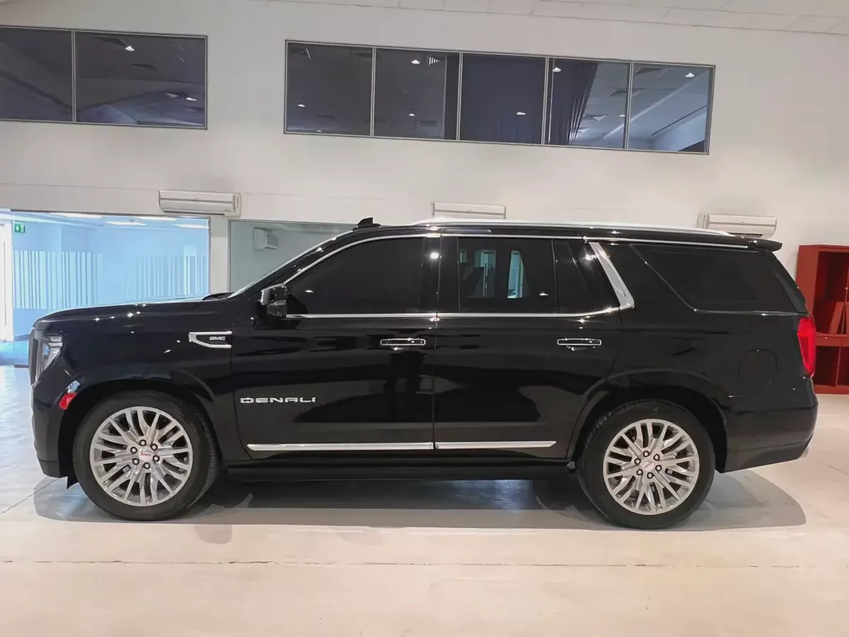 2024 GMC Yukon Denali | GCC Specs | Full Option-2-2