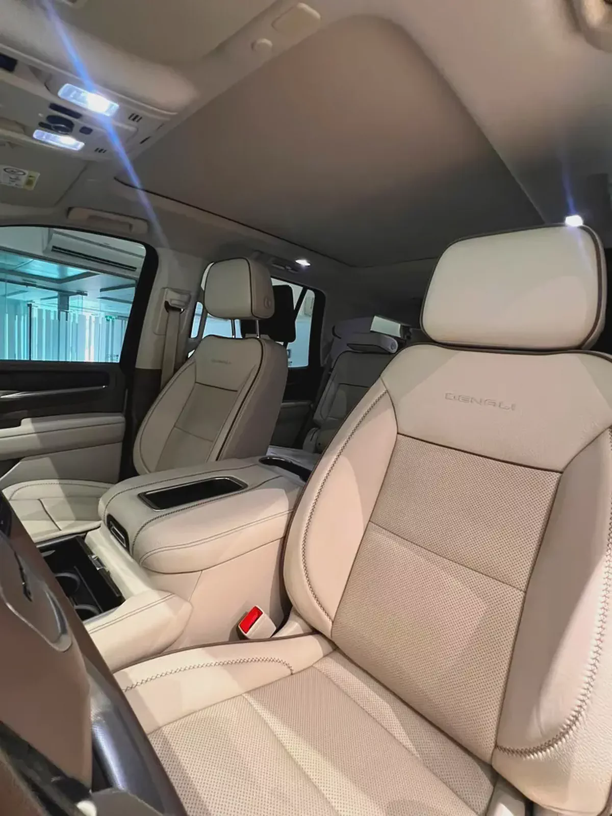 2024 GMC Yukon Denali | GCC Specs | Full Option-8-8