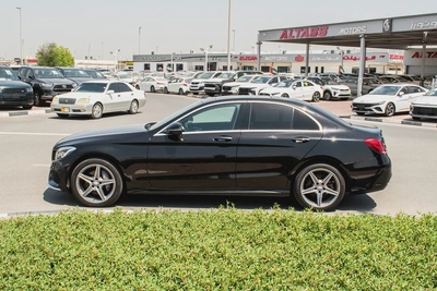 2016 - BENZ C200- SUPER CLEAN - LIKE NEW - ONLY 33,000 KM-4