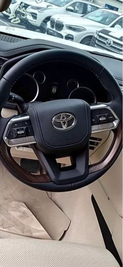 Toyota Land Cruiser GXR Toyota Land Cruiser 300 SERIES 4.0L  4WD 5 DOOR-24