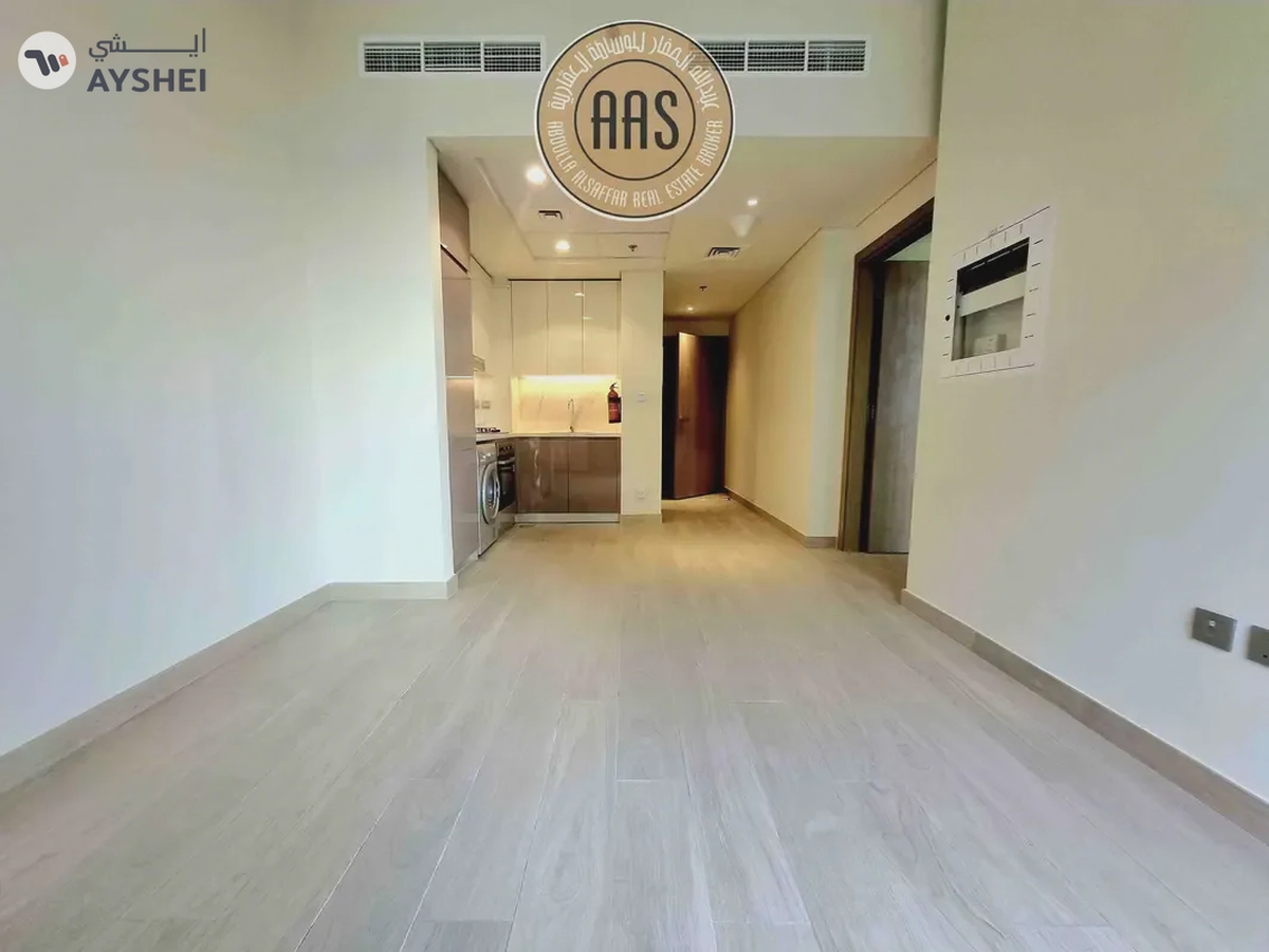 Best Price • Vacant Unit • High Floor • Pool View •
