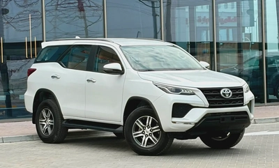 1346-Monthly Toyota Fortuner EXR I GCC | 2.7 L V4,Cruise, GPS I Accident Free-0