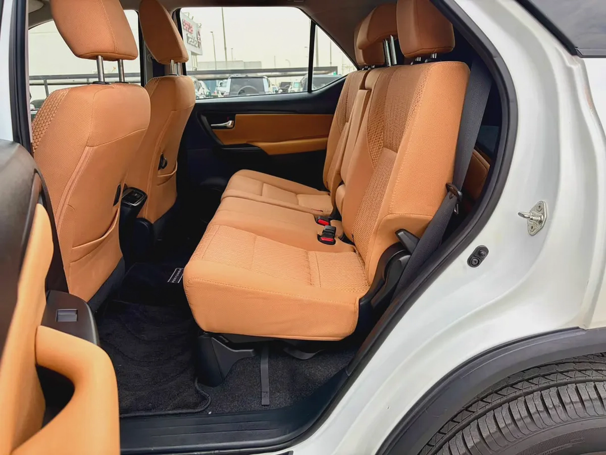 1346-Monthly Toyota Fortuner EXR I GCC | 2.7 L V4,Cruise, GPS I Accident Free-11-11