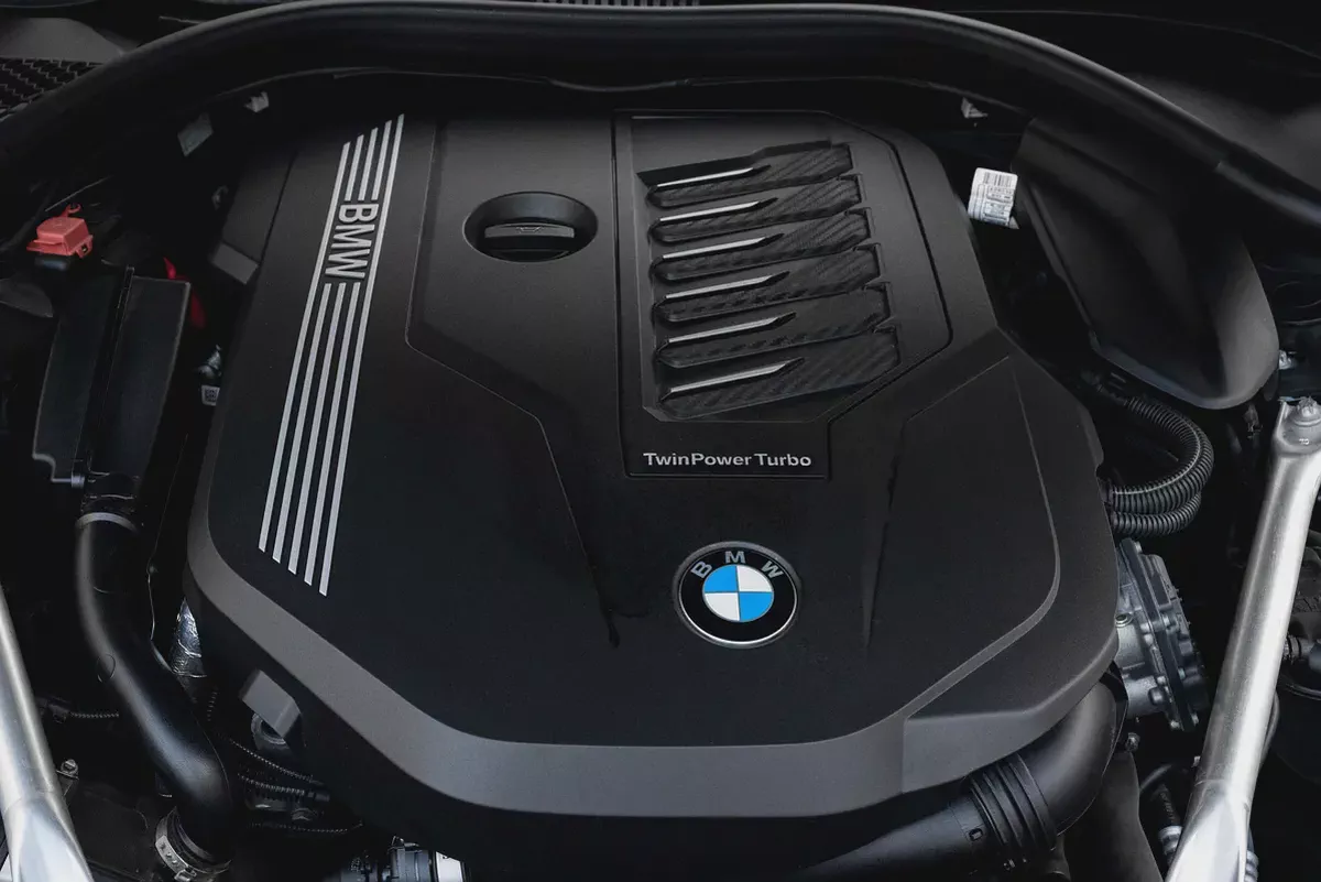 4,798 P.M |  840i M Sport Coupe | 0% Downpayment | 2027 WARRANTY/SERVICE!-13-13