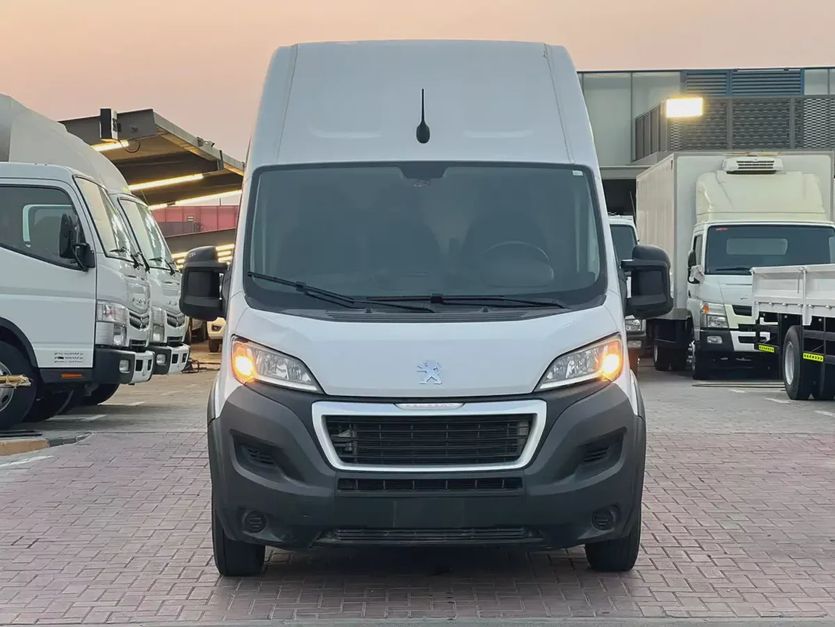 2023 Peugeot Boxer | Long | Manual | GCC | Ref# 1182-1-1