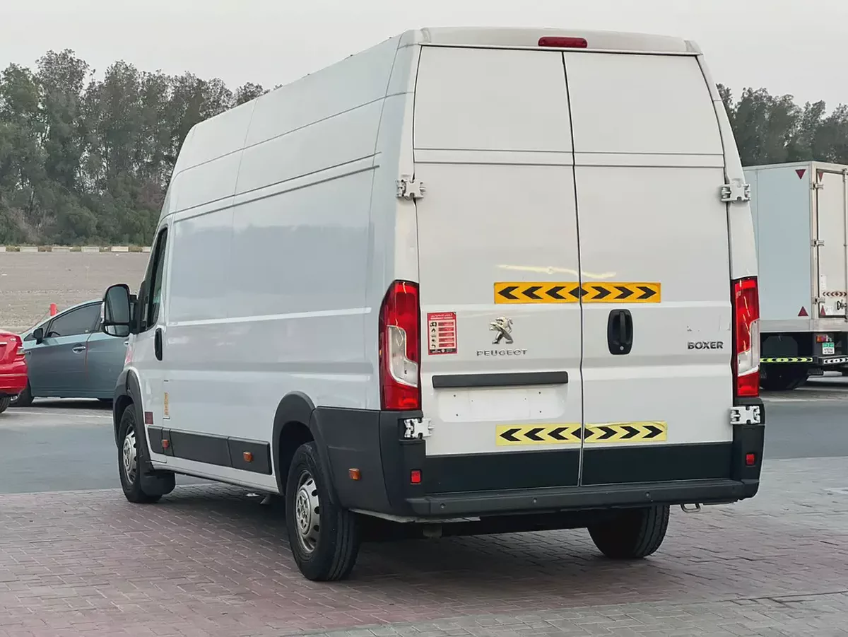 2023 Peugeot Boxer | Long | Manual | GCC | Ref# 1182-3-3