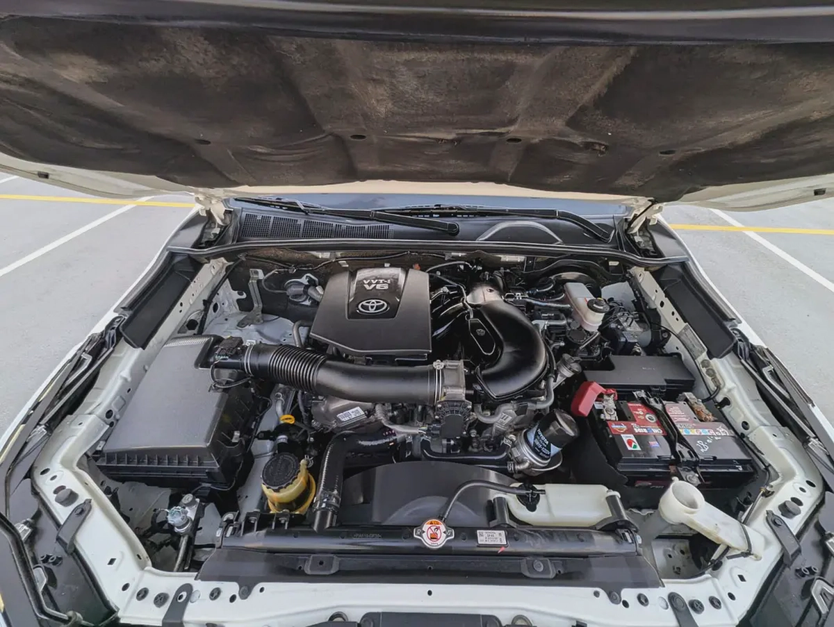2021 Toyota Fortuner GXR 4.0L V6 GCC Specs | 4WD | Full Service History | Excellent Condition