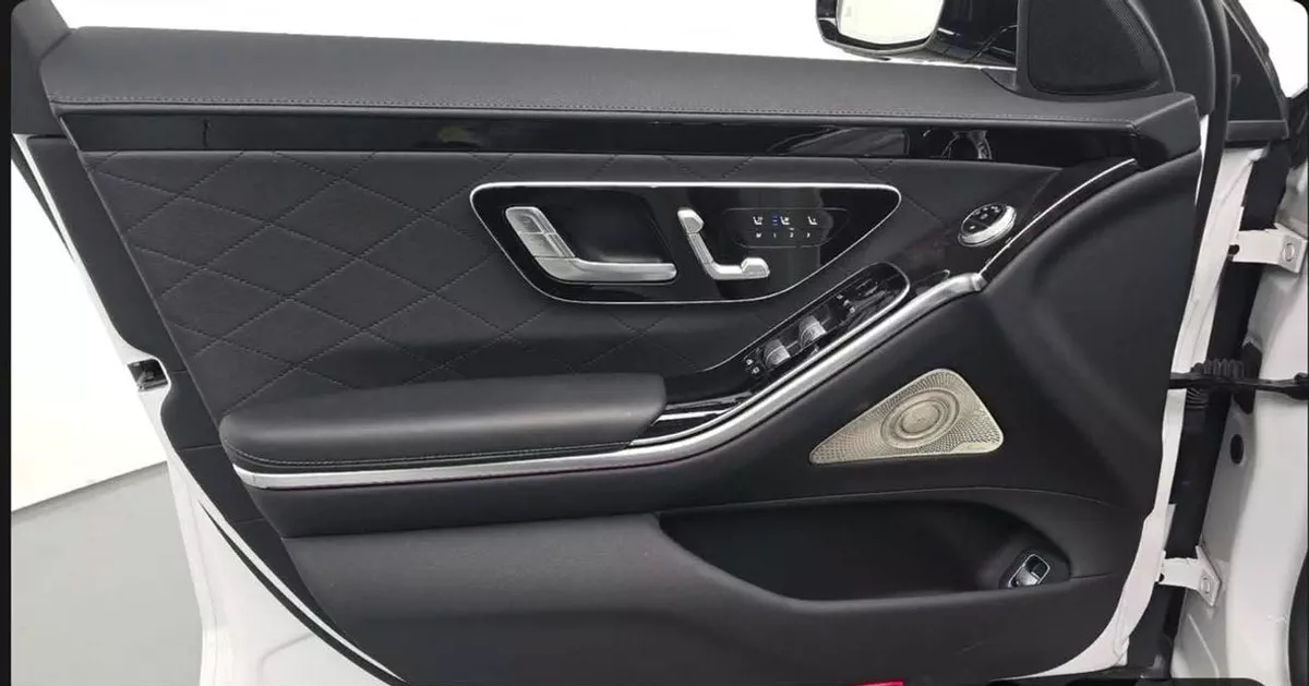 Mercedes Benz S500 4MATIC L-9-0
