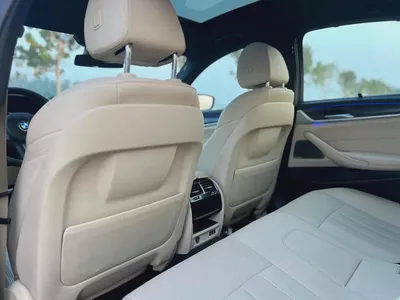 BMW  520i 2023 GCC Specs - Under Warranty - Low Mileage-9