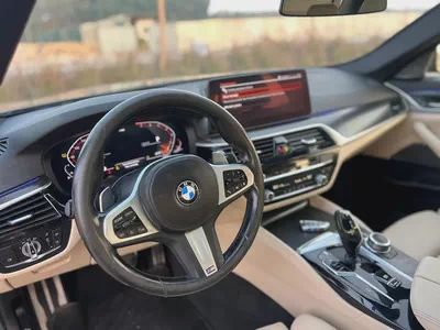 BMW  520i 2023 GCC Specs - Under Warranty - Low Mileage-6