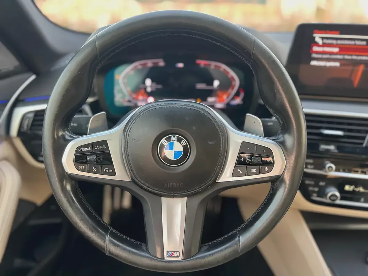 BMW  520i 2023 GCC Specs - Under Warranty - Low Mileage-4-4
