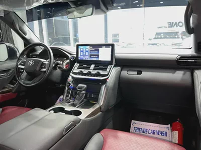 Toyota Land Cruiser VXR 2023 GCC Specs-12