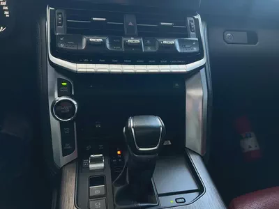 Toyota Land Cruiser VXR 2023 GCC Specs-15